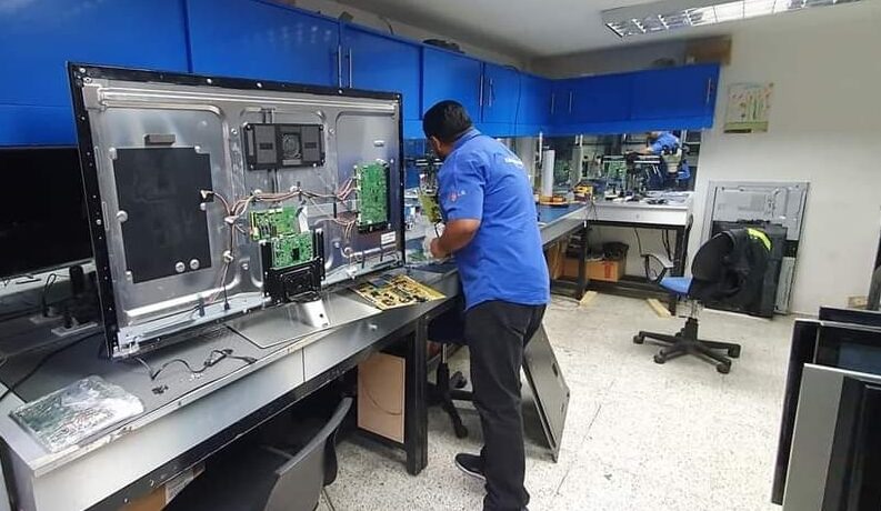 reparacion de celulares y smart tv chalecel